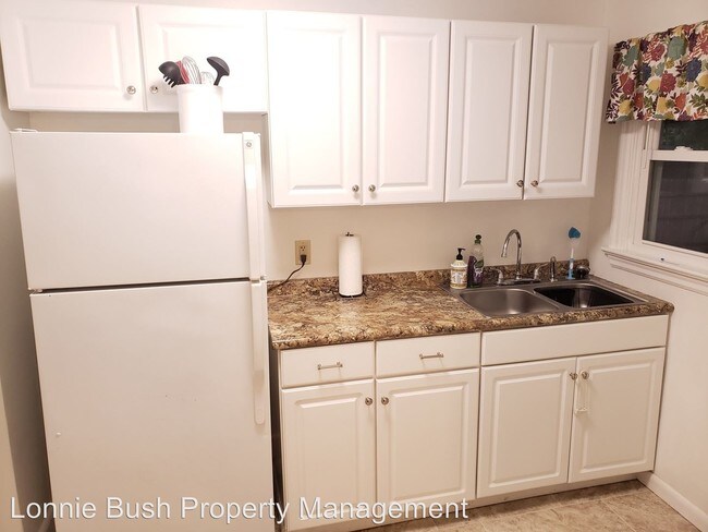 Building Photo - 4 br, 1 bath House - 109 Patnor Dt