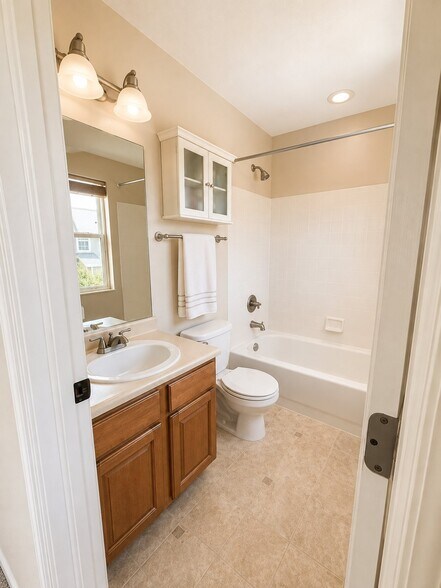 Building Photo - 6934 Harrier Dr