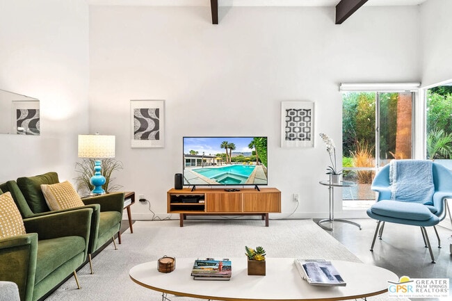 Building Photo - 400 E Glen Cir S