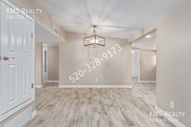Building Photo - 858 W Virginia-