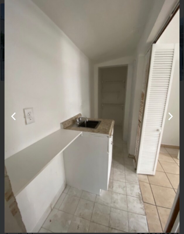 Building Photo - 1664 SW 9th St