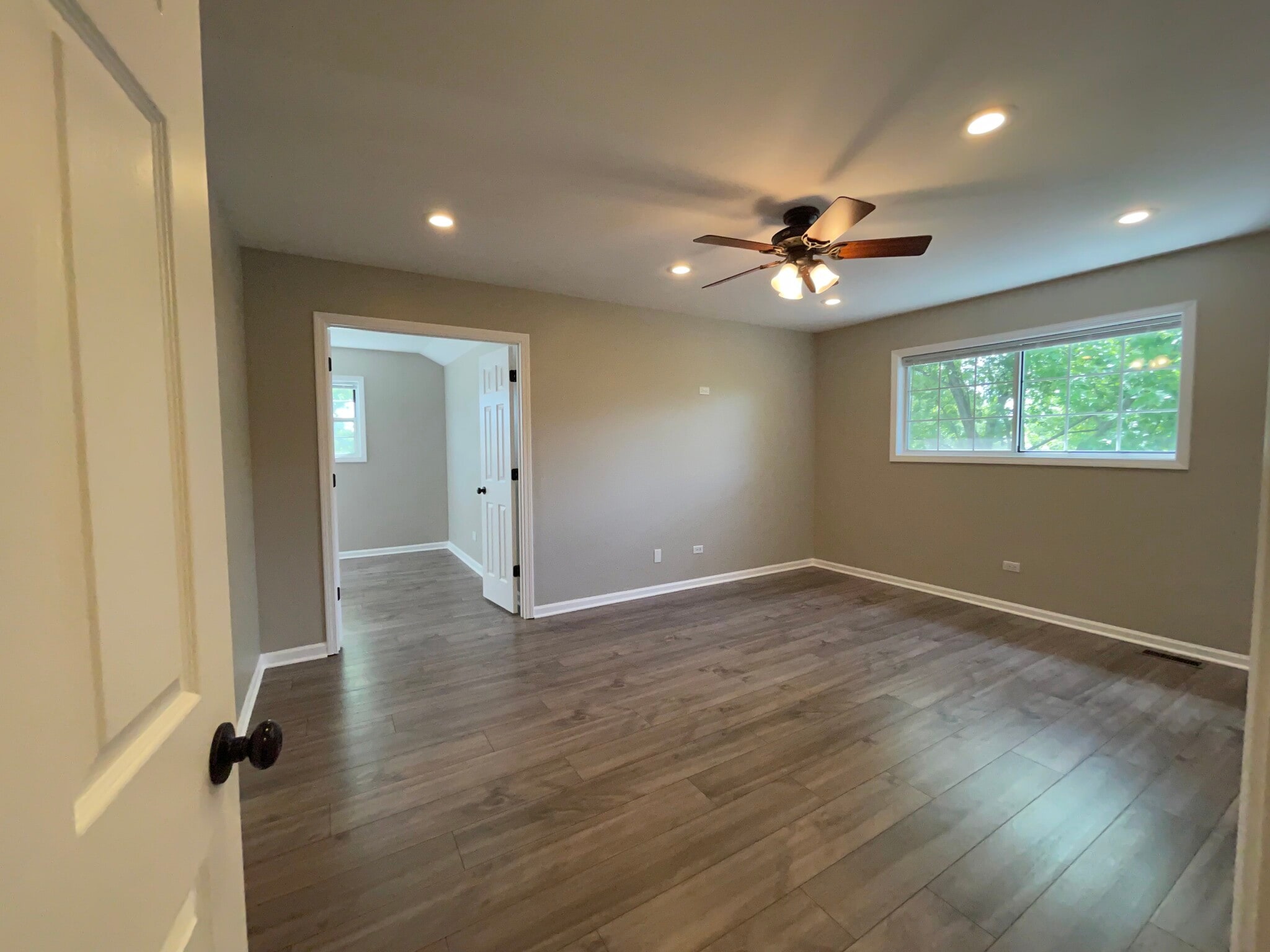 Master bedroom with office room (2nd floor) - 16414 Brementowne Rd
