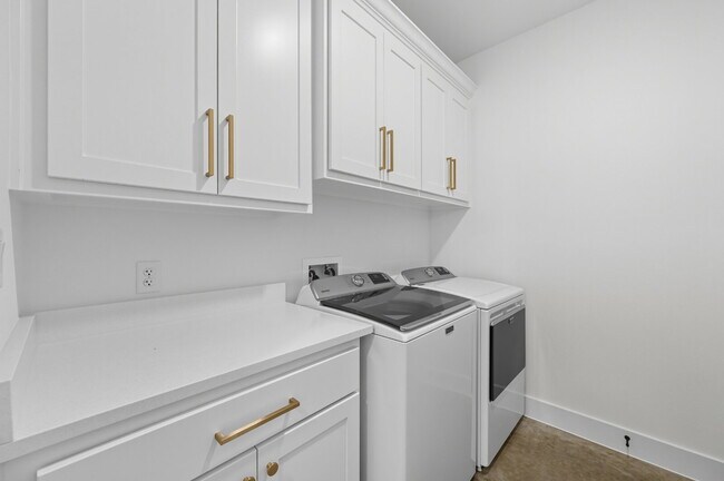 Building Photo - Brand New Custom 3 bedroom home in Granbury!