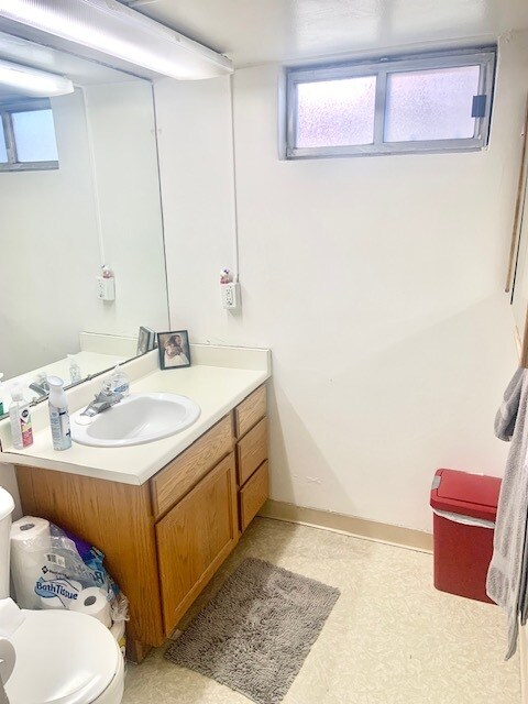 Building Photo - 62 W 800 N