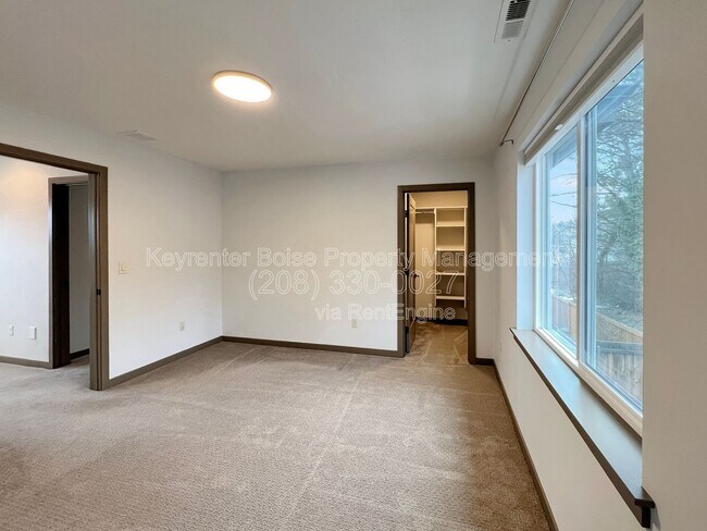 Building Photo - 2640 W Neff St