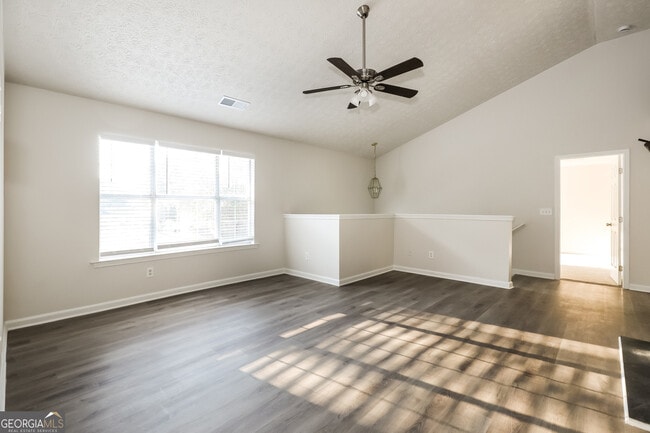Building Photo - 824 Piccadilly Cir