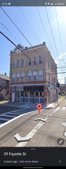 Quiet deli on ground floor. - 36 Pine St