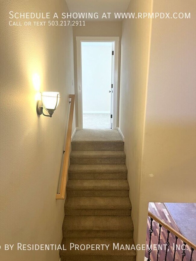 Building Photo - 15355 SW Greenfield Dr