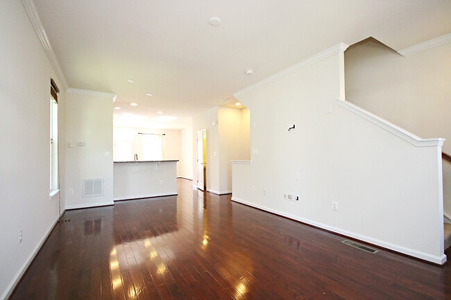 Building Photo - Pet-Friendly N. Albemarle End-Unit Townhome