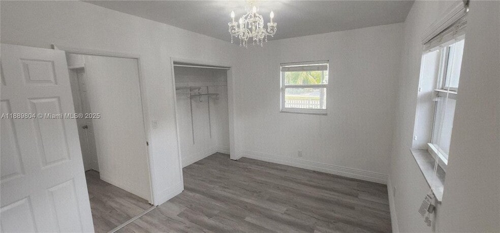 Building Photo - 200 NW 9th St