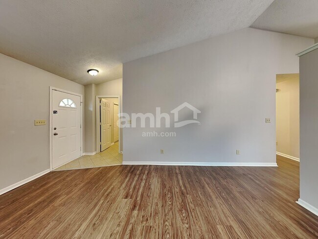 Building Photo - 489 E Quail Ridge Dr