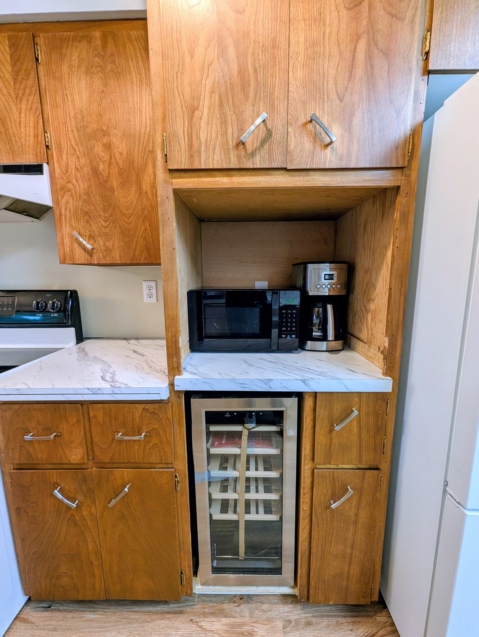 wine cooler/ beverage center - 2575 Yew Street Rd