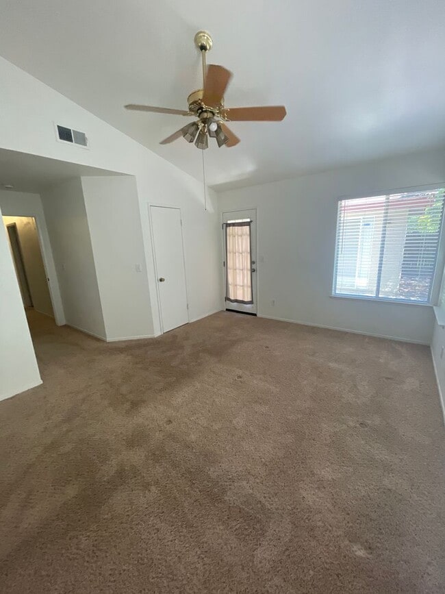 Building Photo - 6822 Paseo Del Sol Way