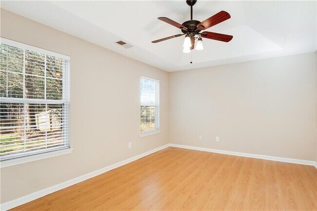 Building Photo - 4209 Zephyrhills Dr