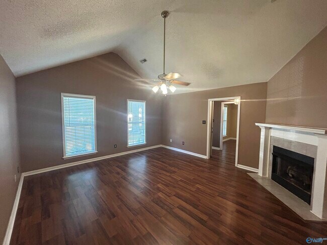 Building Photo - 111 Sunnyfield Dr