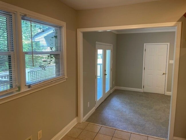 Building Photo - 705 Georgia Ave