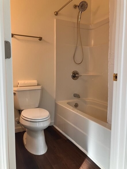 Bathroom - 2 Mountain Site Ln Ext