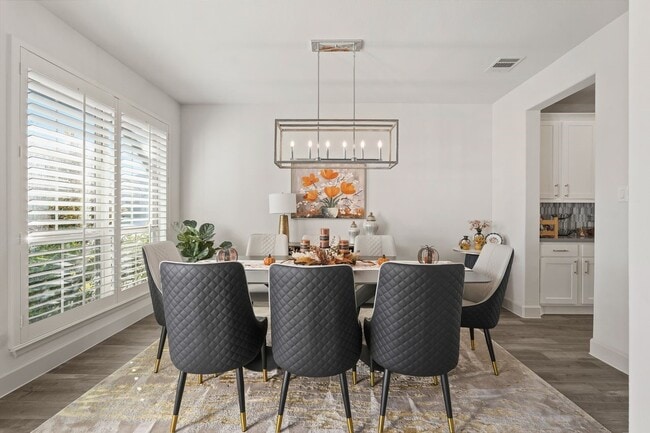 Building Photo - 28942 Woods Rose Ct