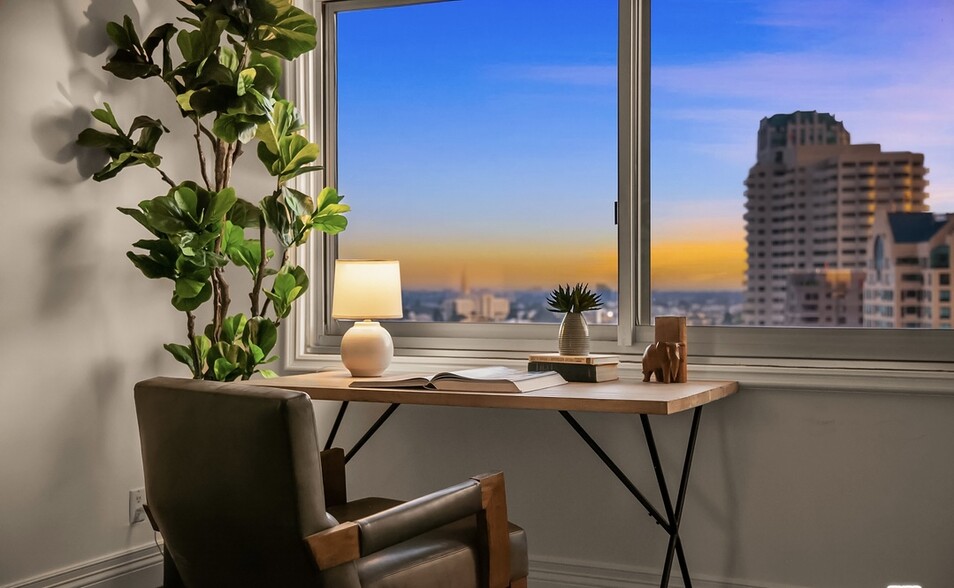 Building Photo - 10450 Wilshire Blvd