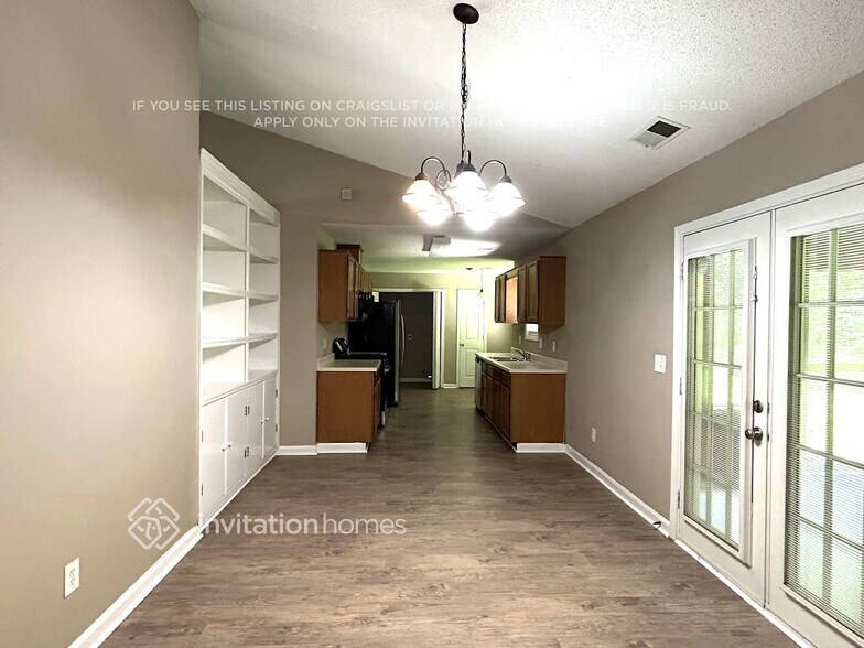 Building Photo - 5551 Quarters Way