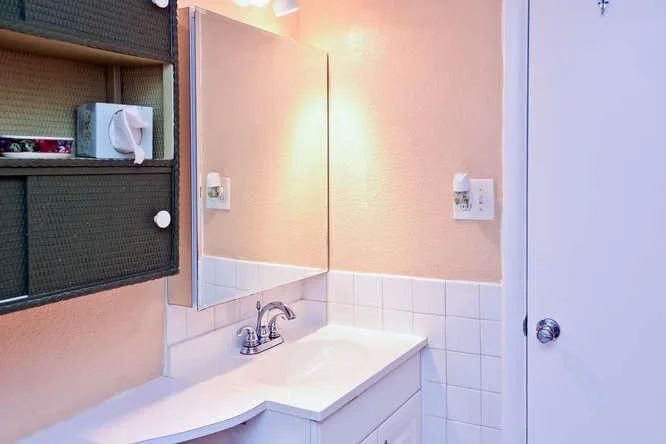 Building Photo - 2565 S Ocean Blvd