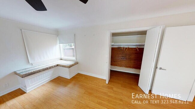Building Photo - 2577 S Bundy Dr