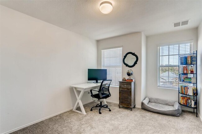 Building Photo - 3901 Fort Collins Way