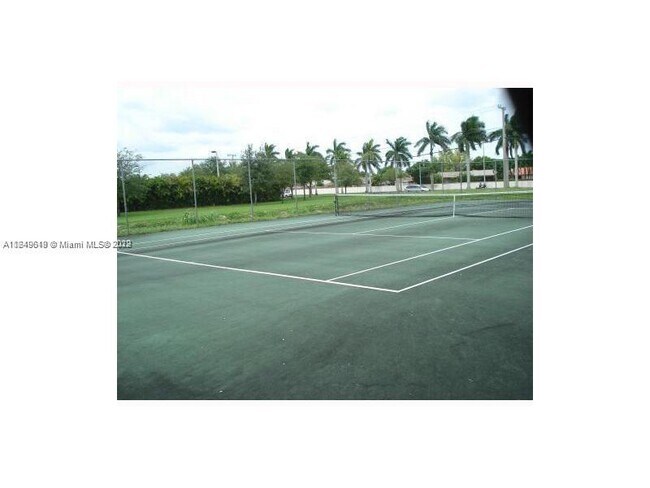 Building Photo - 5800 SW 127th Ave