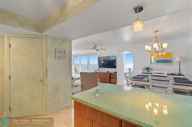 Building Photo - 5200 N Ocean Blvd