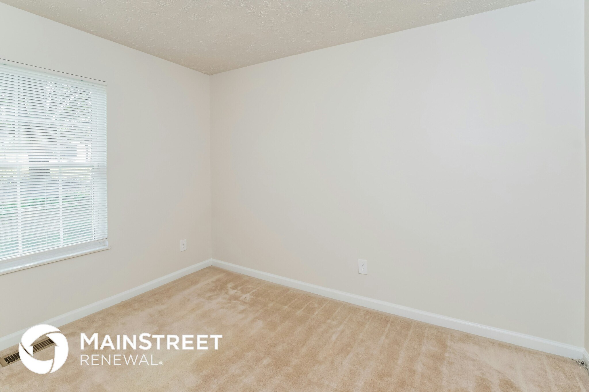 Building Photo - 6216 Vandemere Dr