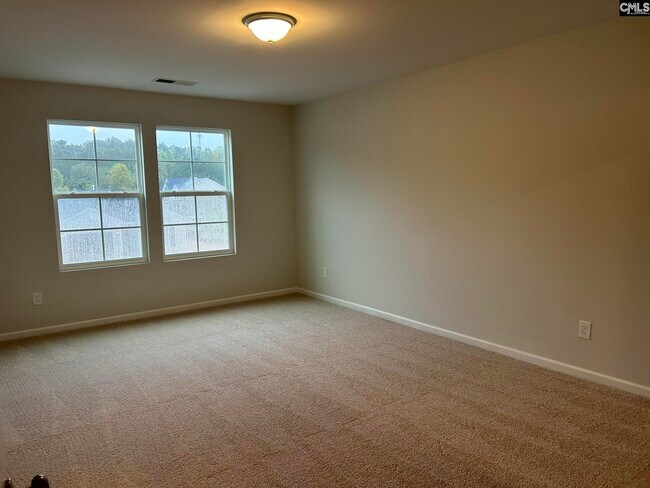 Building Photo - 387 Pinaster Path