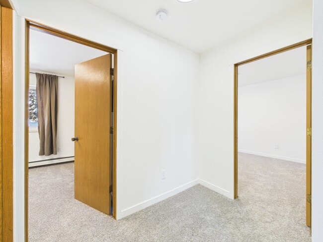 Building Photo - 3712 Swenson Ave