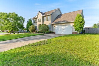 Building Photo - 1901 Ellie Ave