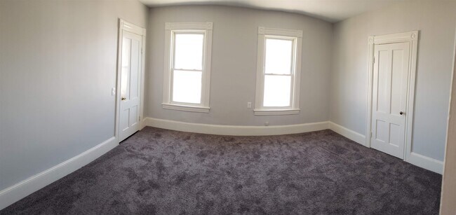 Building Photo - 32 Hevey St