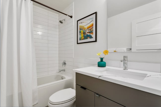 Building Photo - Modern 3 Bed Townhouse in Seattle | 2 Bath $3,800!!