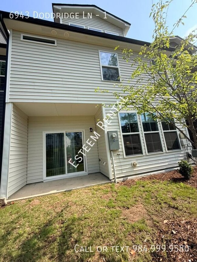 Building Photo - 6943 Doddridge Ln