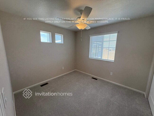 Building Photo - 3377 Streamwood Dr