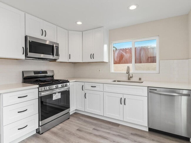 Building Photo - Newly Remodeled 2 Story, 3 Bedroom Condo