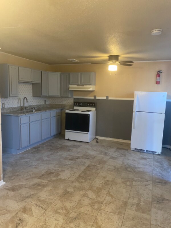 8339 White Settlement Rd 8339 White Settlement Rd White Settlement TX