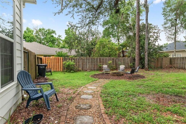 Building Photo - 5512 NW 51st Ave