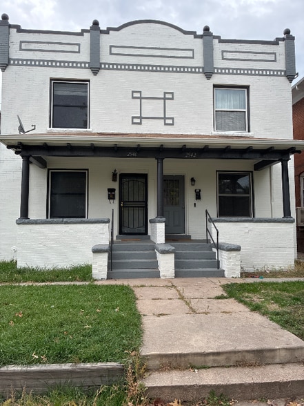 Building Photo - 2946 N Humboldt St