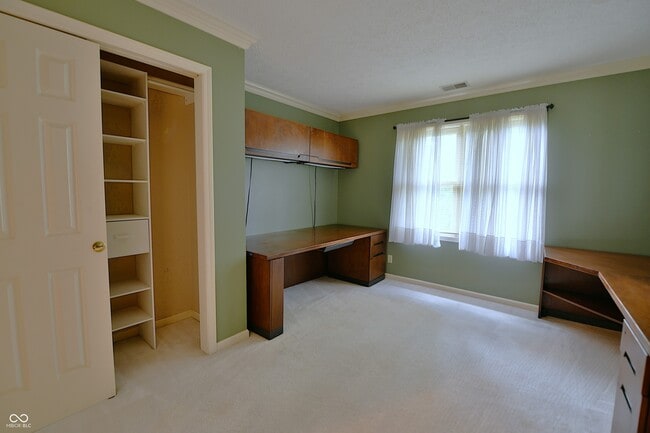 Building Photo - 1402 Edinburgh Dr