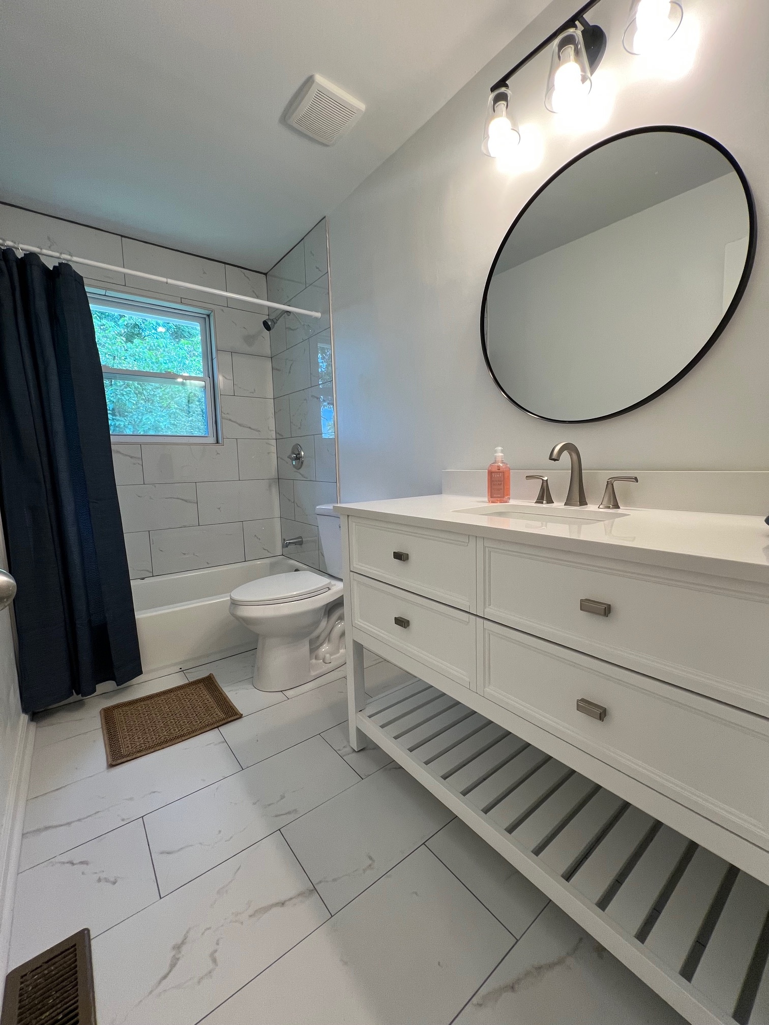 Building Photo - 763 San Fernando Dr