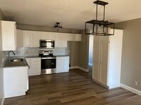 Building Photo - Remodeled 3 bedroom 2 full bathroom 2 car garage patio home