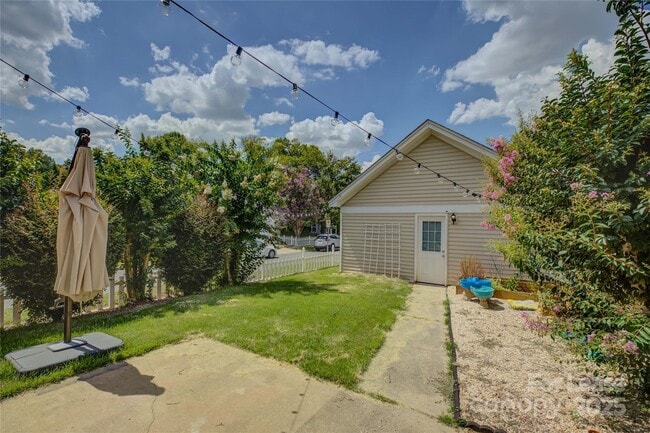 Building Photo - 11330 Deer Ridge Ln