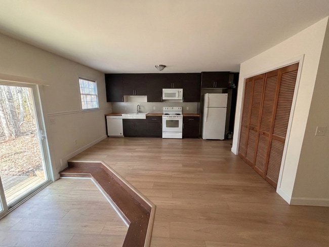 Building Photo - 3 Bedroom 2.5 Bath Townhome in East Athens - Close to UGA Vet School