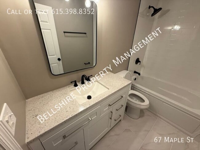 Building Photo - 67 Maple St