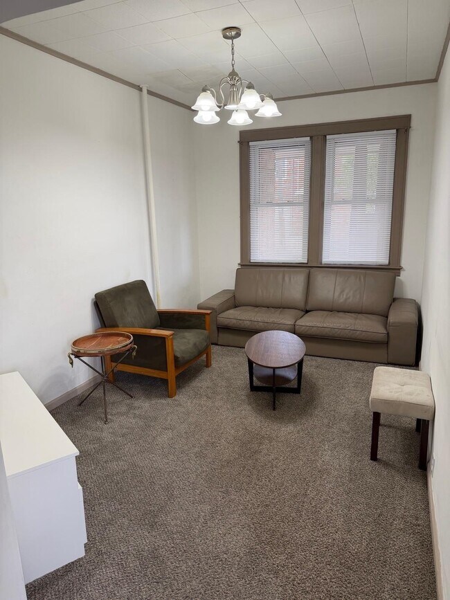 Building Photo - 1218 73rd St