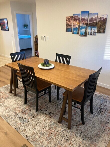 Building Photo - 14275 Avon Allen Rd