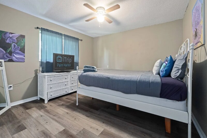 Building Photo - 9599 Northcliffe Blvd